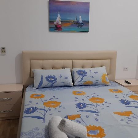 كساميل Guesthouse Xhimi المظهر الخارجي الصورة