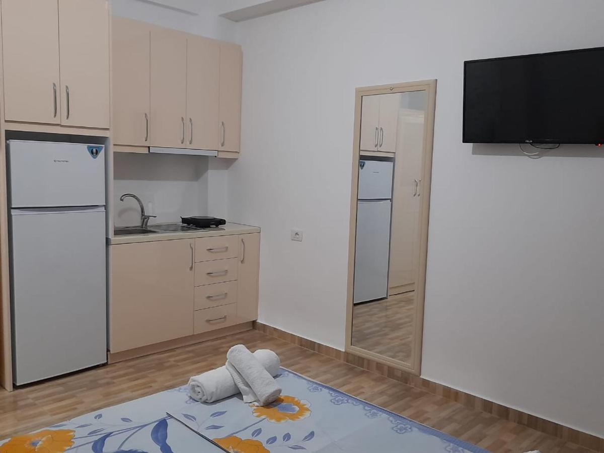 كساميل Guesthouse Xhimi المظهر الخارجي الصورة