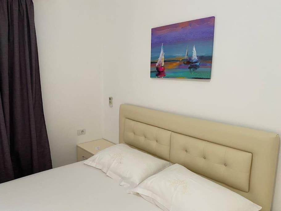 كساميل Guesthouse Xhimi المظهر الخارجي الصورة