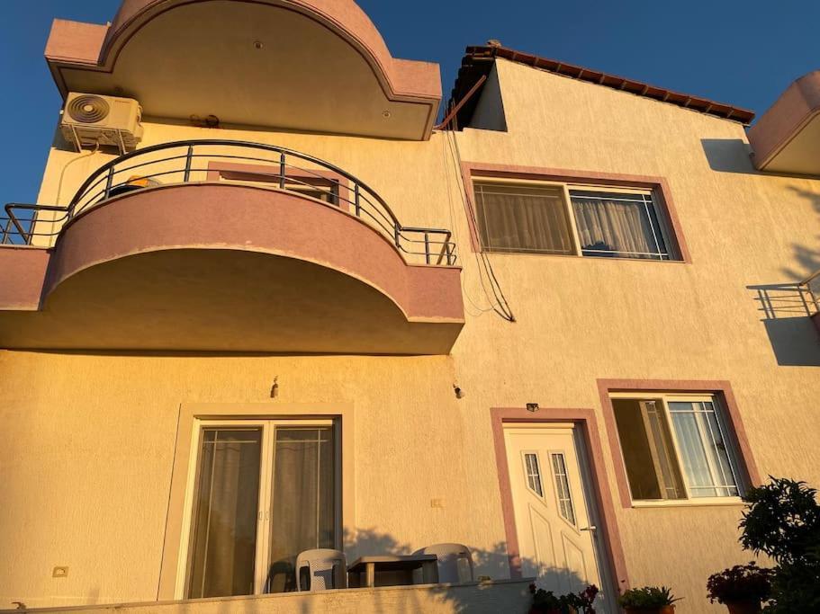 كساميل Guesthouse Xhimi المظهر الخارجي الصورة