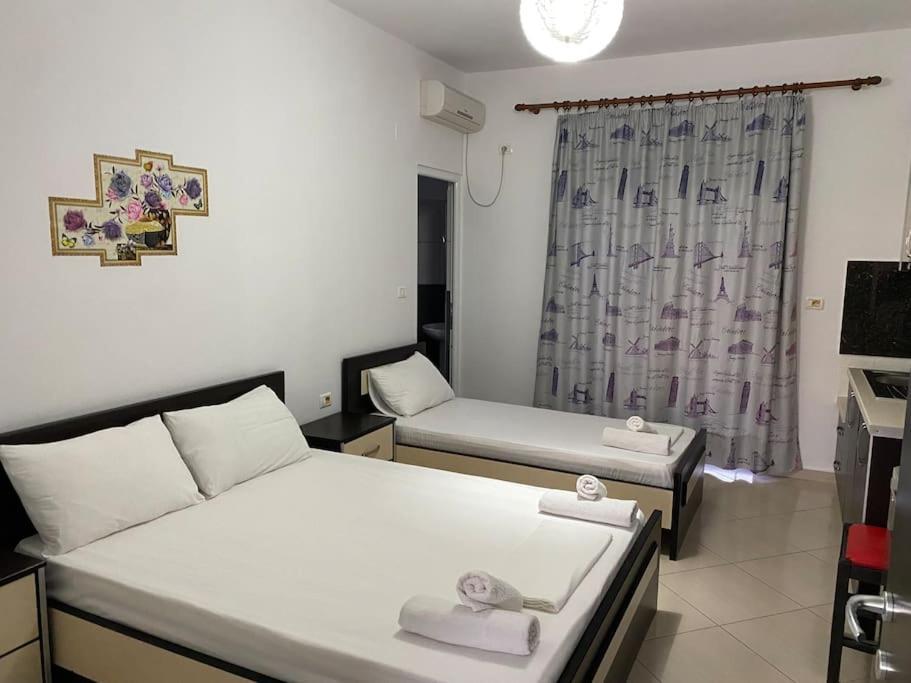كساميل Guesthouse Xhimi المظهر الخارجي الصورة