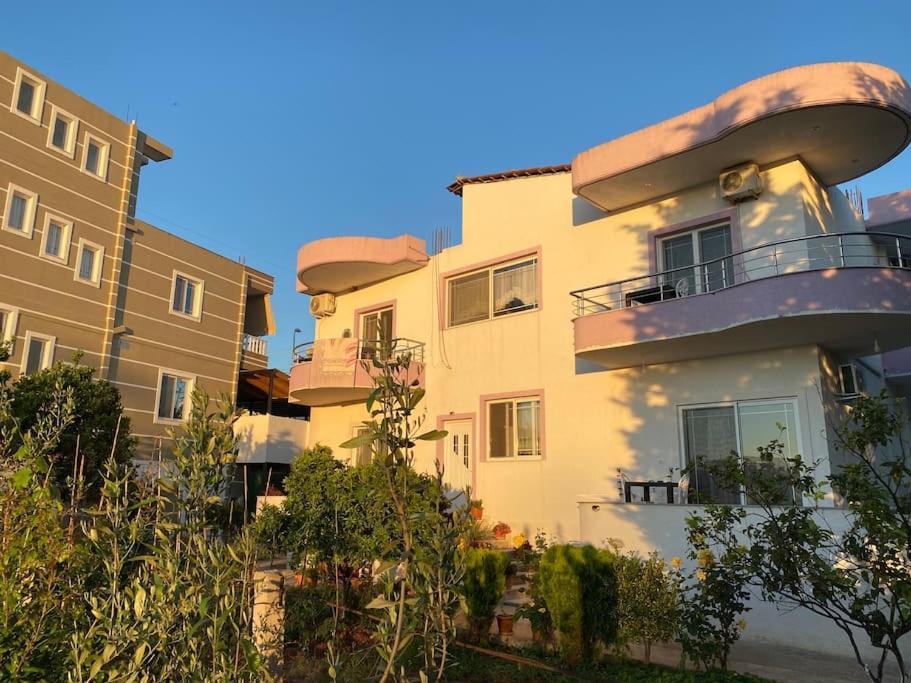 كساميل Guesthouse Xhimi المظهر الخارجي الصورة