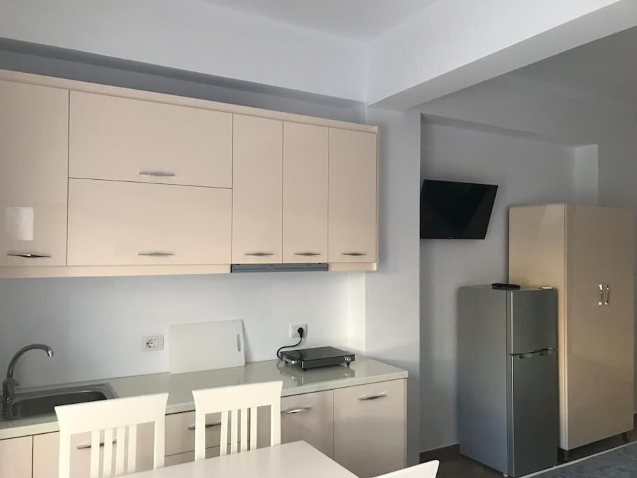 كساميل Guesthouse Xhimi المظهر الخارجي الصورة