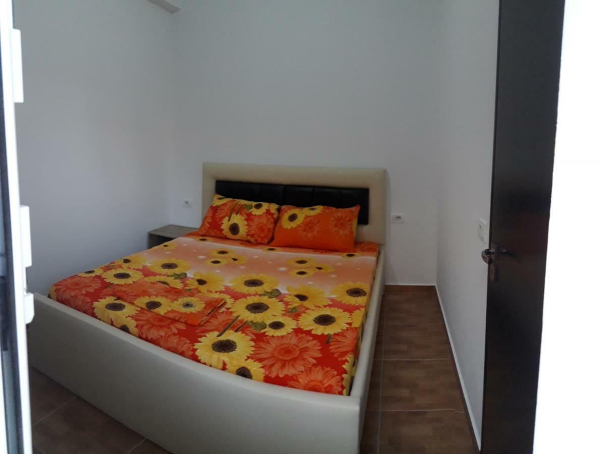 كساميل Guesthouse Xhimi المظهر الخارجي الصورة